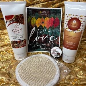 Fall in Love With Your Life Gift Set -Jordan Essentials